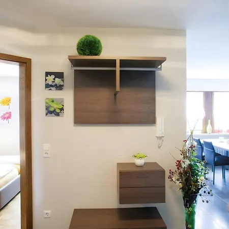 Merkle Apartment *